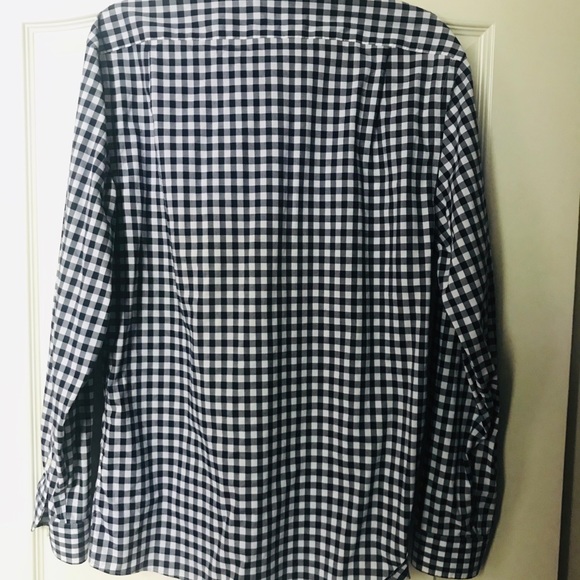 💥Tommy Hilfiger button down casual shirt - Picture 4 of 4